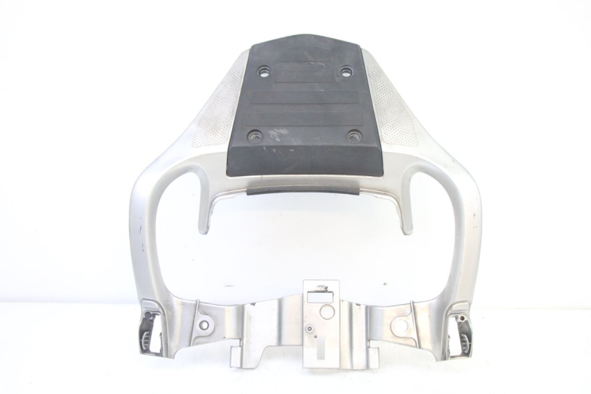 photo de GRAB RAIL HONDA ST PAN EUROPEAN 1300 (2002 - 2013) - Zoom on usage condition