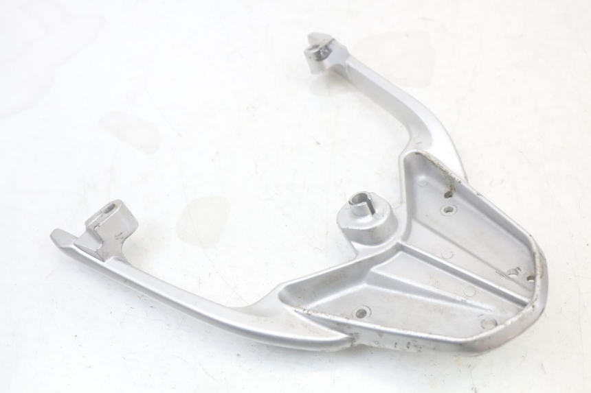 photo de GRAB RAIL  KYMCO SUPER 8 125 (2008 - 2015) - Technical close-up