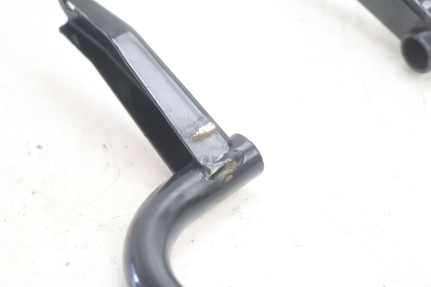 photo de GRAB RAIL PEUGEOT TREKKER 50 (1995 - 2004) - Zoom on usage condition