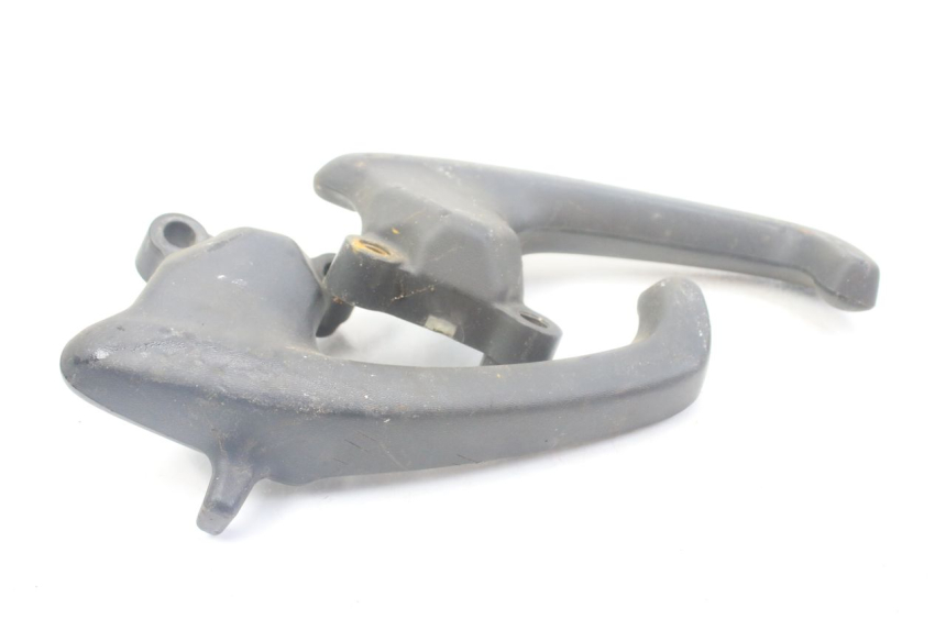 photo de GRAB RAIL  HONDA VFR VTEC RC46 800 (2002 - 2013) - Fixing points details