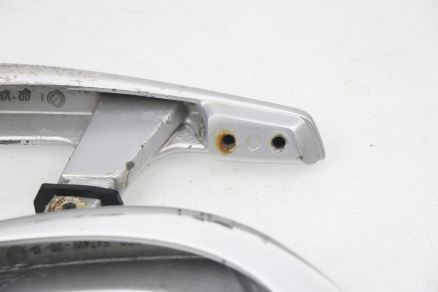 photo de GRAB RAIL  YAMAHA XMAX X-MAX 125 (2006 - 2009) - Zoom on usage condition