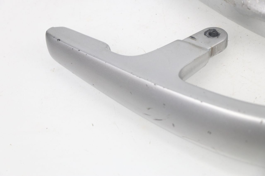 photo de GRAB RAIL  YAMAHA XMAX X-MAX 125 (2006 - 2009) - Fixing points details