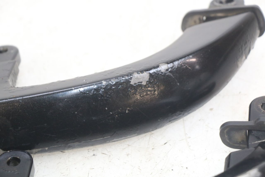 photo de REAR HANDLEBARS YAMAHA X-MAX XMAX 250 (2006 - 2009) - Alternative perspective