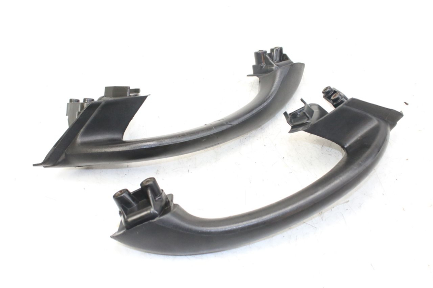 photo de REAR HANDLEBARS PIAGGIO X9 EVOLUTION 125 (2003 - 2007) - Zoom on usage condition