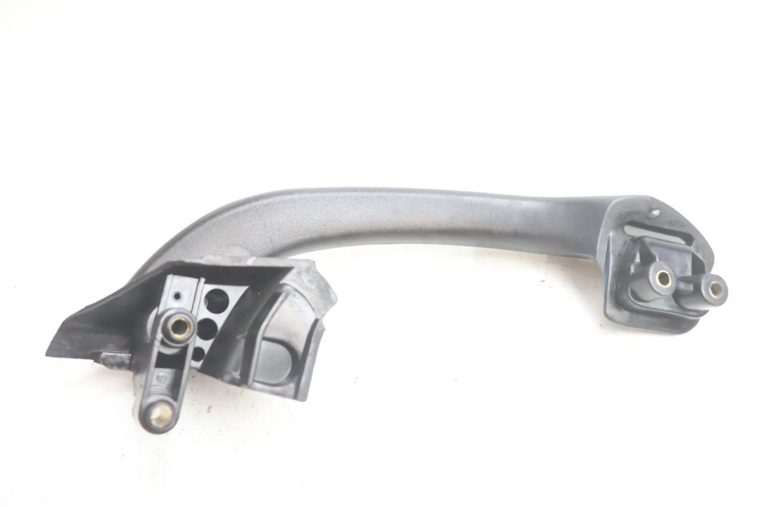 photo de REAR HANDLEBARS PIAGGIO X9 EVOLUTION 125 (2003 - 2007) - Distinctive features