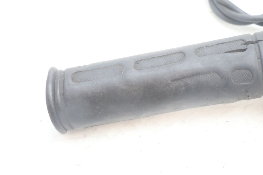 photo de HANDLEBAR GRIP BMW C1 125 (2000 - 2003) - Component detail