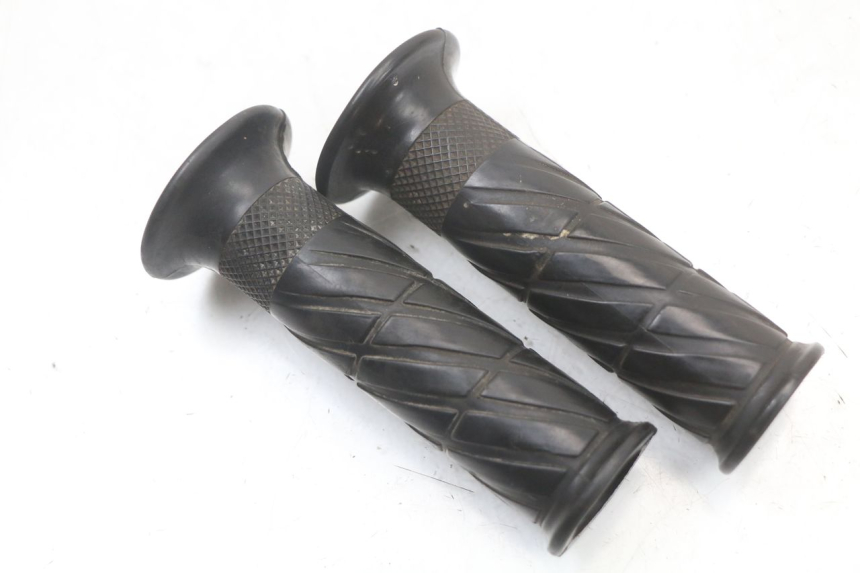 photo de HANDLEBAR GRIP HYTRACK HY S 4X4 410 (2013 - 2016) - Component detail