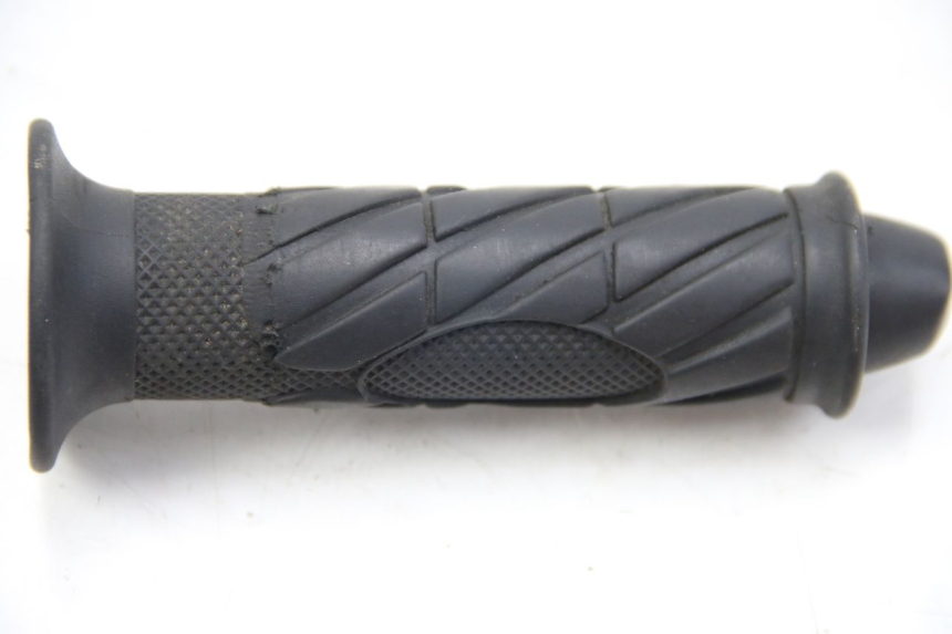 photo de HANDLEBAR GRIP ORCAL KITE 4T 50 (2019 - 2023) - Fixing points details