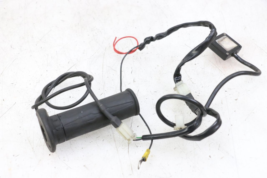 photo de HANDLEBAR GRIP PIAGGIO MP3 LT 400 (2007 - 2012) - Component detail