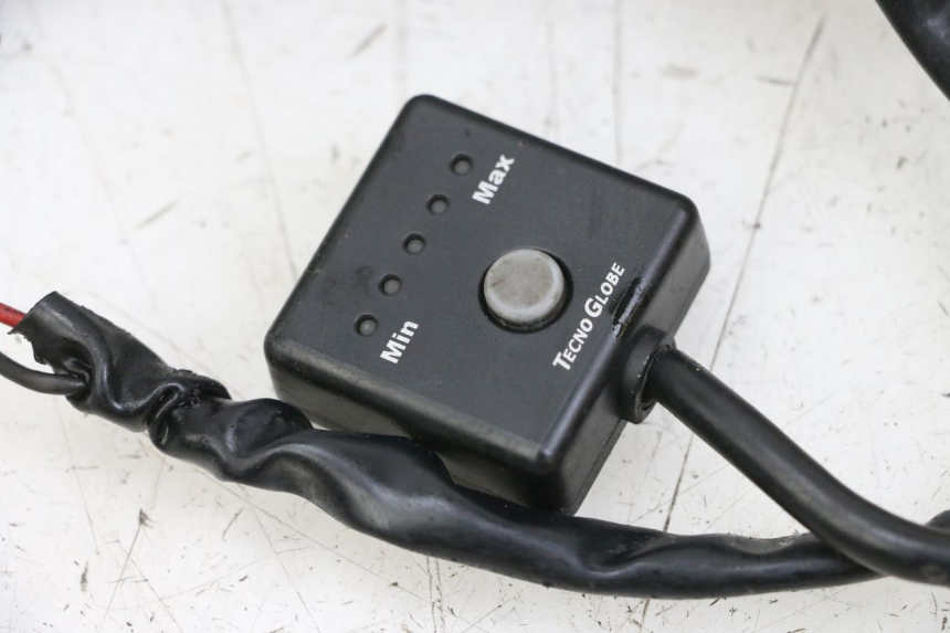 photo de HANDLEBAR GRIP PIAGGIO MP3 LT 400 (2007 - 2012) - Alternative perspective