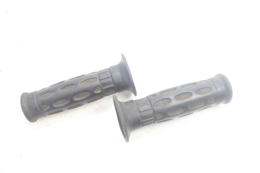 photo de HANDLEBAR GRIP SMC XROAD 150 - Main view