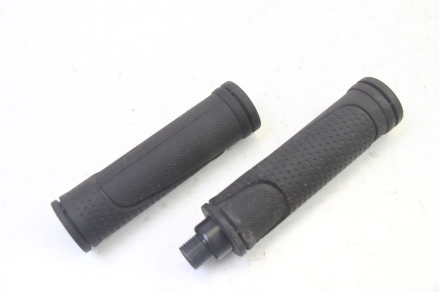 photo de HANDLEBAR GRIP MOOVWAY Z8 1 - Main view