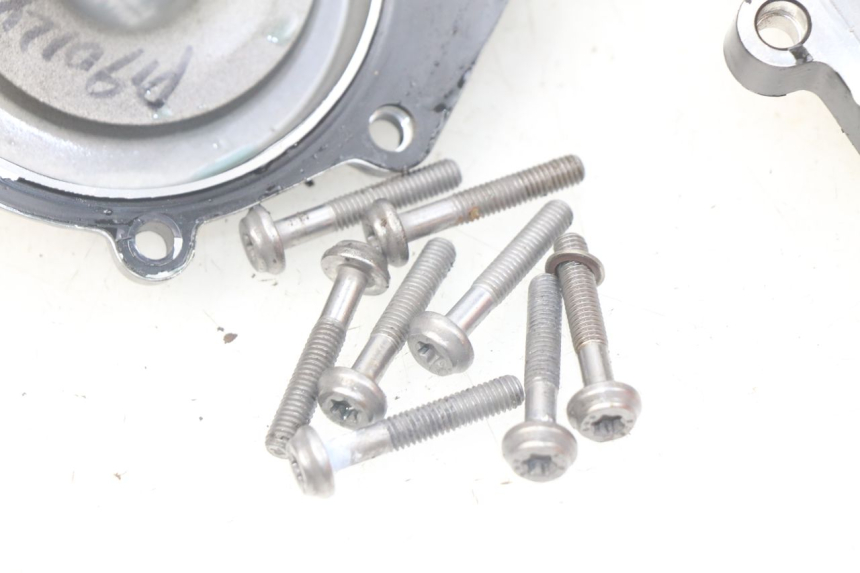 photo de WATER PUMP BMW F GS K81 850 (2018 - 2023) - Alternative perspective