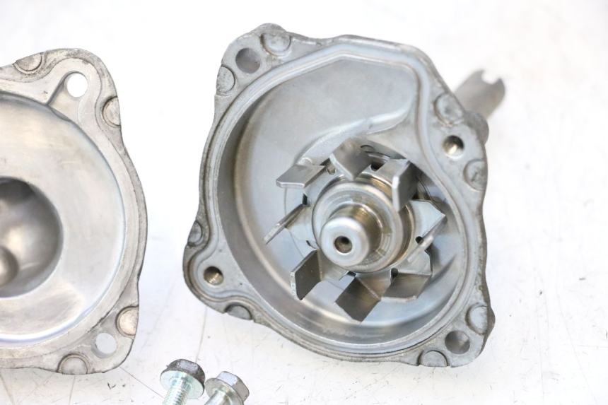 photo de WATER PUMP HONDA FJS SILVER WING SILVERWING 400 (2005 - 2008) - Checked used part