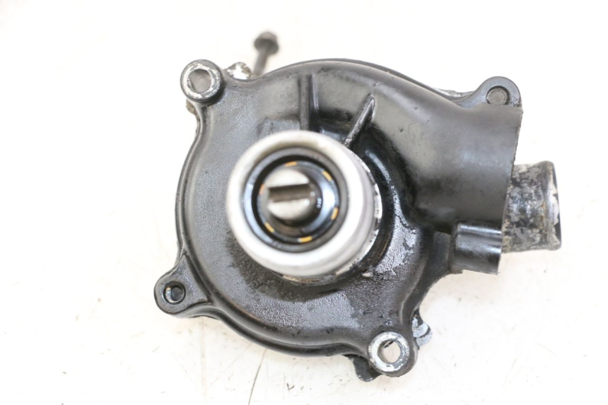 photo de WATER PUMP KAWASAKI GTR 1000 (1994 - 2004) - Alternative perspective