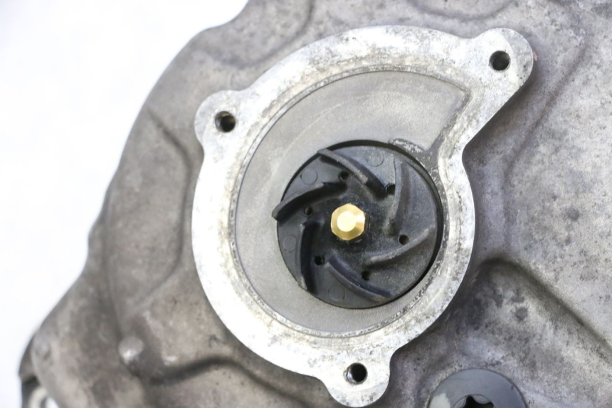 photo de WATER PUMP PIAGGIO MP3 RL 250 (2006 - 2010) - Detailed visual inspection