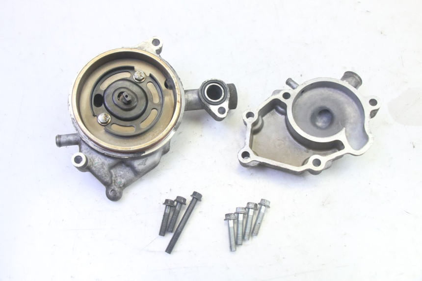 photo de WATER PUMP YAMAHA X-MAX XMAX 125 (2010 - 2013) - Technical close-up