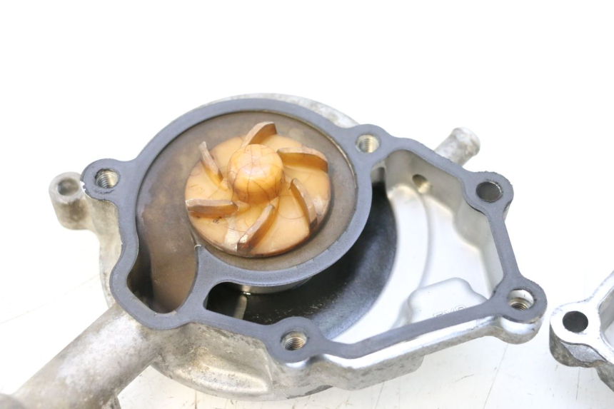 photo de WATER PUMP YAMAHA X-MAX XMAX 125 (2010 - 2013) - Technical close-up