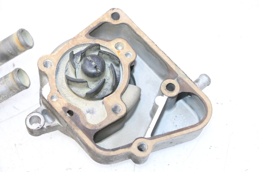 photo de WATER PUMP YAMAHA YP MAJESTY 125 (2007 - 2010) - Surface and material condition