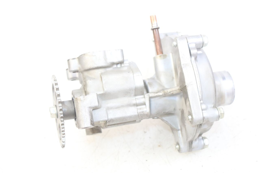 photo de WATER PUMP YAMAHA YZF R1 1000 (2007 - 2008) - Zoom on usage condition