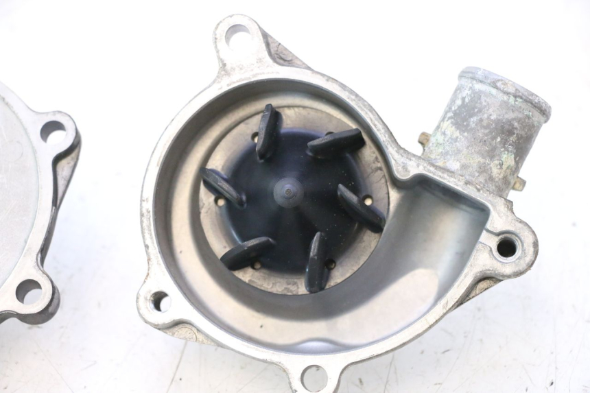 photo de WATER PUMP YAMAHA YZF R6 600 (2008 - 2009) - Zoom on usage condition
