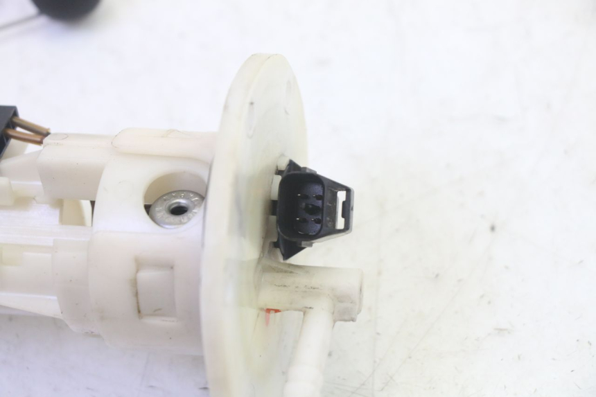 photo de FUEL PUMP ADIVA AD3 300 (2014 - 2020) - Component detail