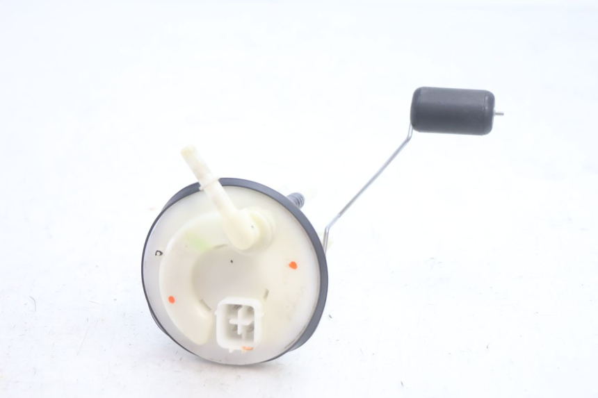 photo de FUEL PUMP YAMAHA BW'S BWS 125 (2010 - 2013) - Alternative perspective