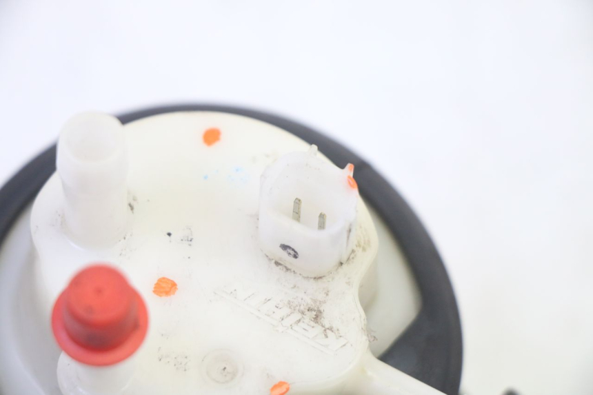 photo de FUEL PUMP HONDA CBF 125 (2009 - 2015) - Alternative perspective