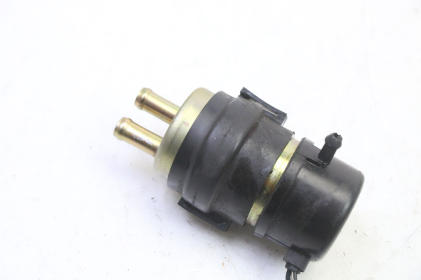 photo de FUEL PUMP HONDA CBR RR FIREBLADE 900 (1992 - 1994) - Technical close-up