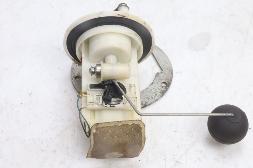 photo de FUEL PUMP PEUGEOT CITYSTAR 125 (2011 - 2017) - Surface and material condition