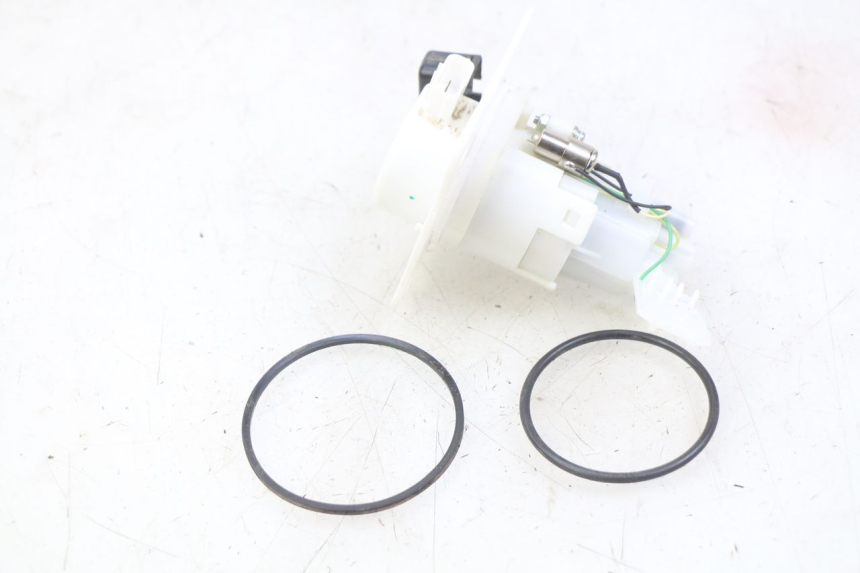 photo de FUEL PUMP HONDA CRF CR-F 125 (2022 - 2023) - Technical close-up