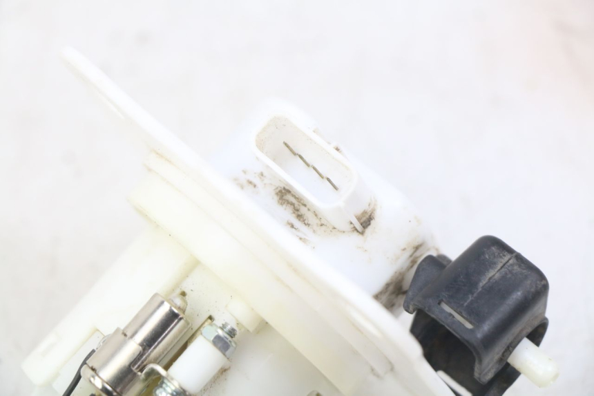 photo de FUEL PUMP HONDA CRF CR-F 125 (2022 - 2023) - Surface and material condition