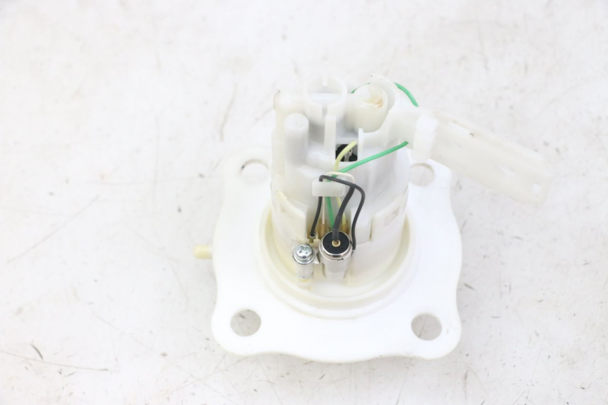 photo de FUEL PUMP HONDA CRF-F CRF F 110 (2019 - 2022) - Technical close-up