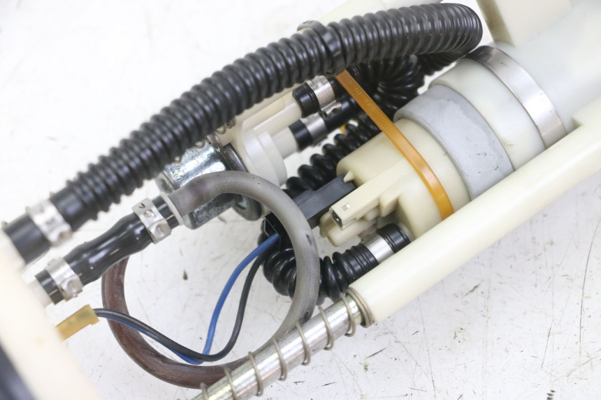 photo de FUEL PUMP PEUGEOT ELYSTAR 125 (2002 - 2007) - Additional view of the item