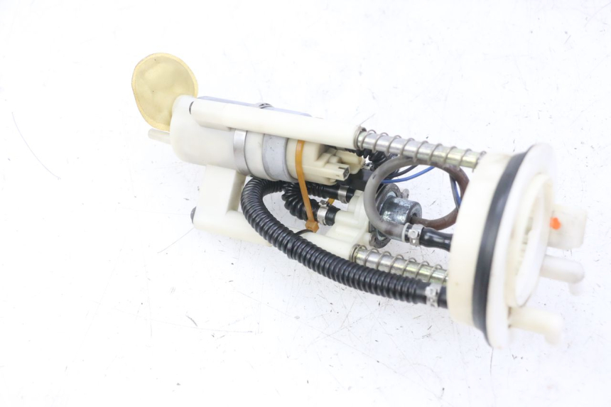 photo de FUEL PUMP PEUGEOT ELYSTAR 125 (2002 - 2007) - Technical close-up