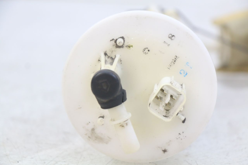 photo de FUEL PUMP HONDA FES PANTHEON 125 (2003 - 2007) - Zoom on usage condition