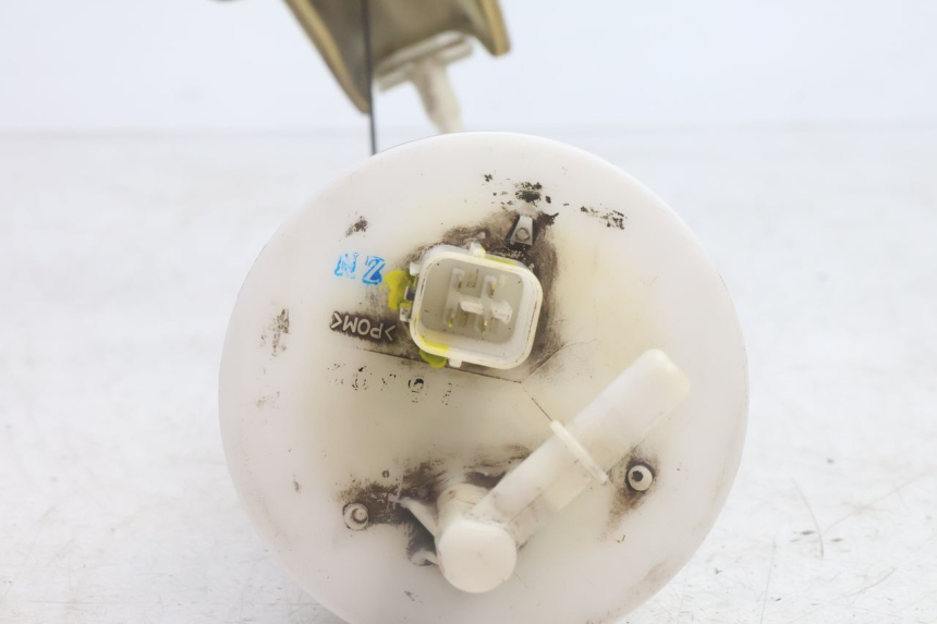 photo de FUEL PUMP HONDA FES PANTHEON 125 (2003 - 2007) - Alternative perspective