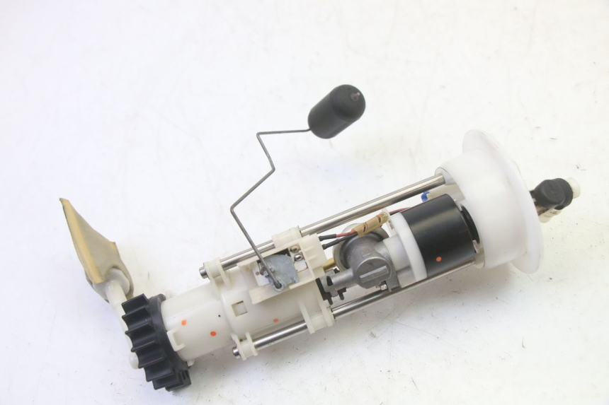 photo de FUEL PUMP HONDA FES S-WING SWING ABS 125 (2007 - 2015) - Component detail