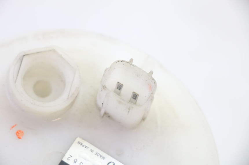 photo de FUEL PUMP YAMAHA FJR ABS 1300 (2006 - 2012) - Fixing points details