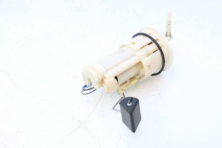photo de FUEL PUMP YAMAHA FJR 1300 (2001 - 2005) - Fixing points details
