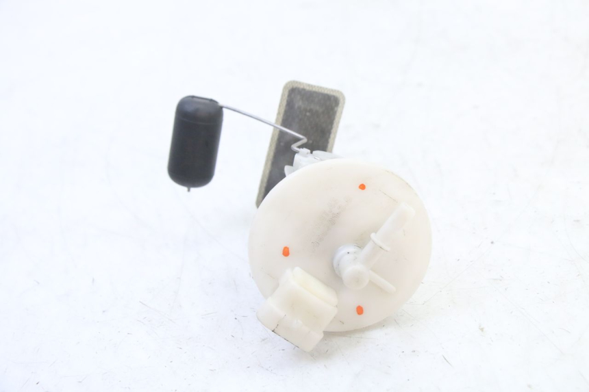 photo de FUEL PUMP VENESI FLY RETRO 4T 50 (2020 - 2025) - Technical close-up