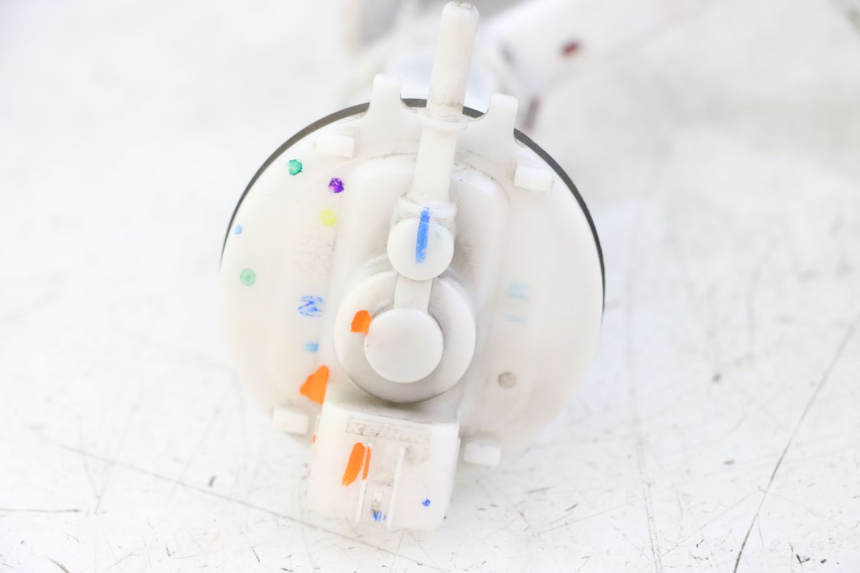 photo de FUEL PUMP HONDA FORZA 125 (2021 - 2025) - Fixing points details