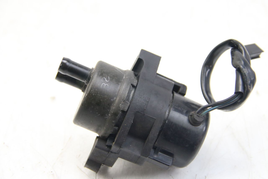photo de FUEL PUMP YAMAHA FZS FAZER 600 (2001 - 2003) - Component detail