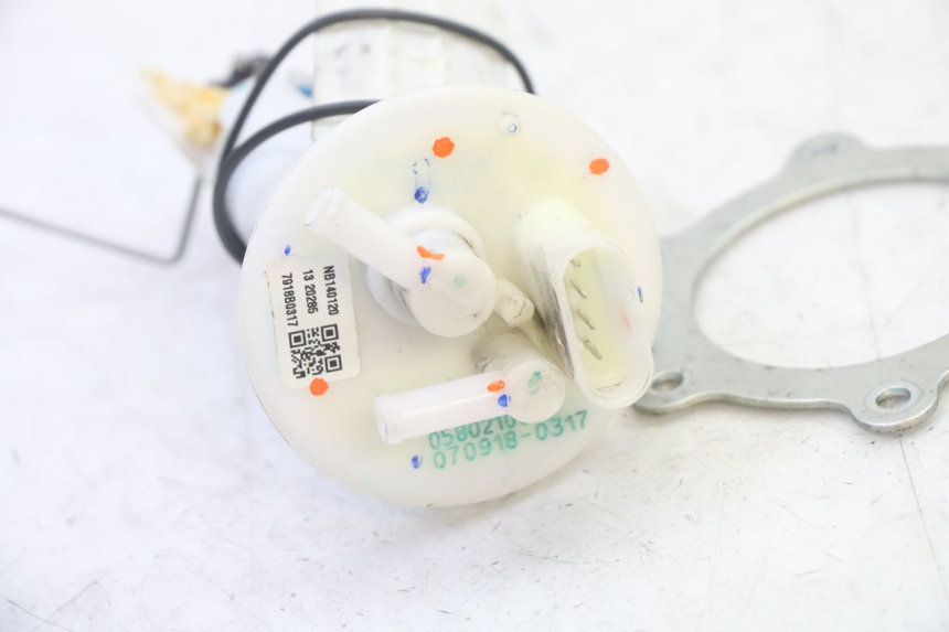 photo de FUEL PUMP BMW G310 R 310 (2016 - 2020) - Technical close-up