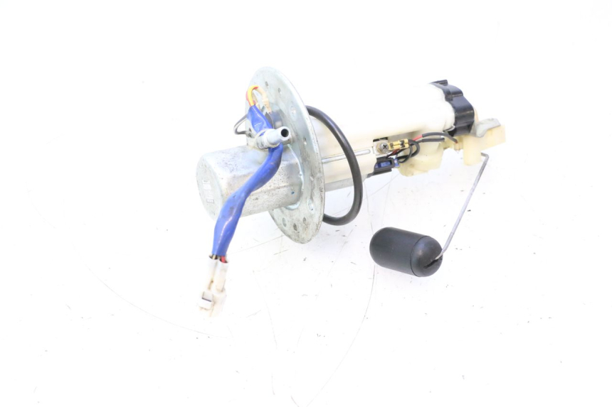 photo de FUEL PUMP SUZUKI GSR 600 (2005 - 2012) - Fixing points details
