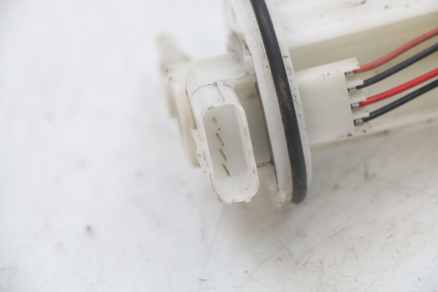 photo de FUEL PUMP HONDA PCX (JF28) 125 (2009 - 2011) - Technical close-up