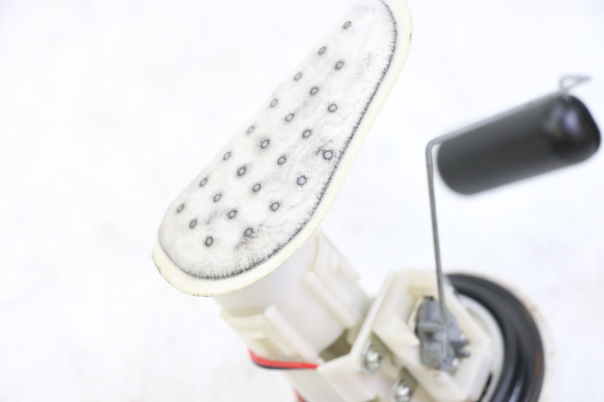 photo de FUEL PUMP HONDA PES PS I 125 (2006 - 2012) - Surface and material condition