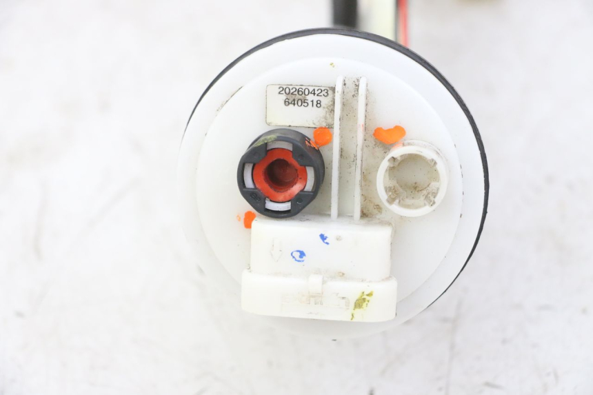 photo de FUEL PUMP PIAGGIO IE MP3 YOURBAN 300 (2011 - 2016) - Alternative perspective