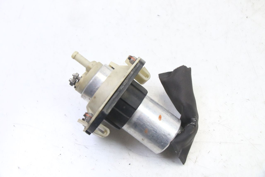photo de FUEL PUMP BMW K 75 RT 750 (1989 - 1997) - Alternative perspective