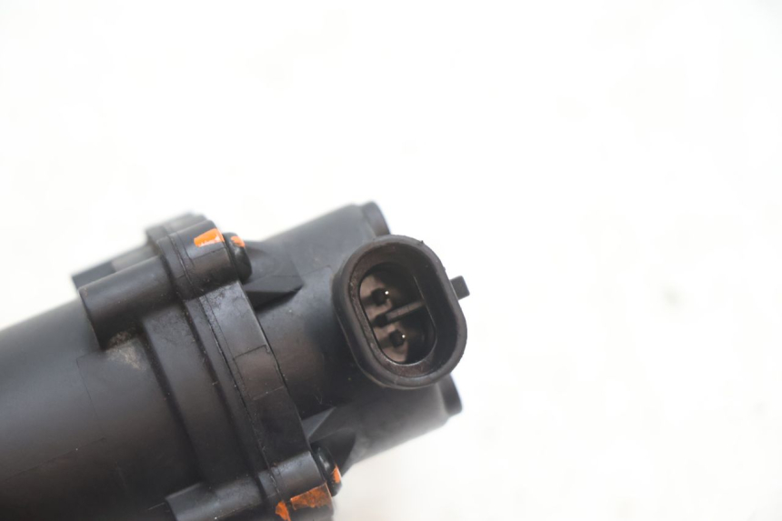 photo de FUEL PUMP PEUGEOT KISBEE 2T 50 (2018 - 2022) - Alternative perspective